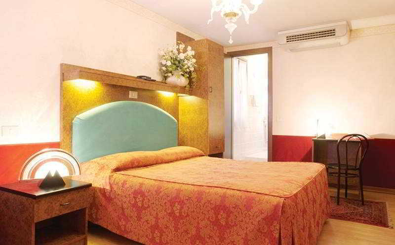 Hotel Moderno Ериче Екстер'єр фото
