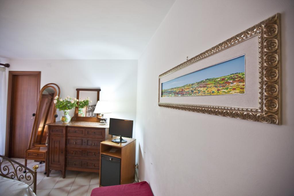 Hotel Moderno Ериче Екстер'єр фото